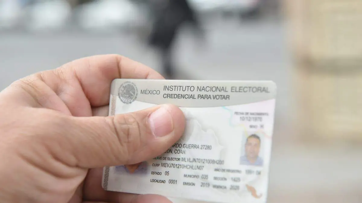 08 COBIAN En una semana vence plazo para renovar su credencial de elector